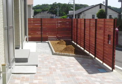 �E�b�h�f�b�L�{�H��