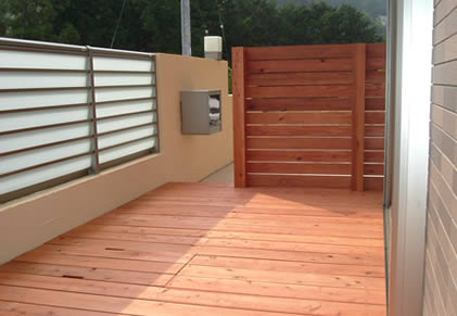 �E�b�h�f�b�L�{�H��